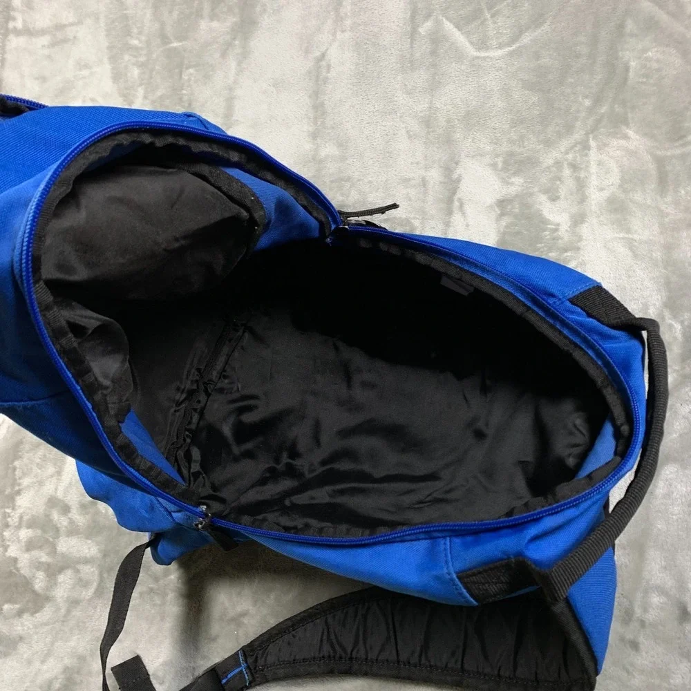 Umbro Backpack Bue Soccer Travel Daypack Commuter School Padded Embroidered Logo